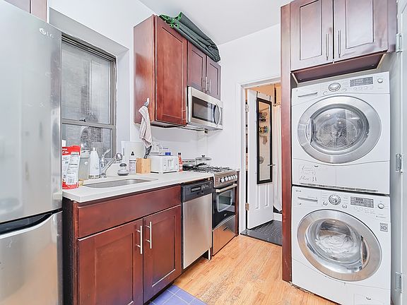 3rd image of 236 E 33rd St APT 3B