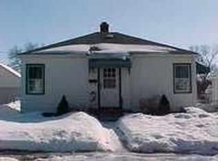 1140 Cornwall Ave, Waterloo, IA 50702