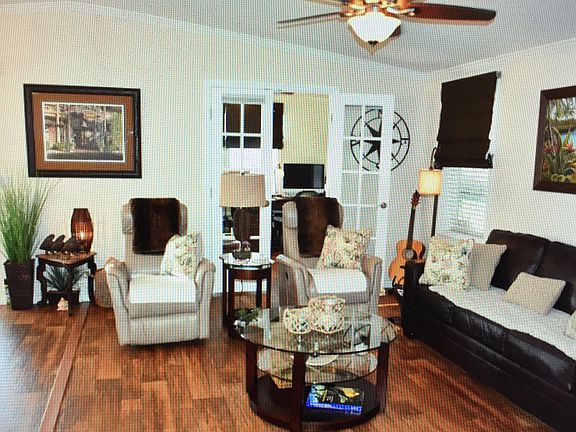 5th image of 251 Arbor Ln