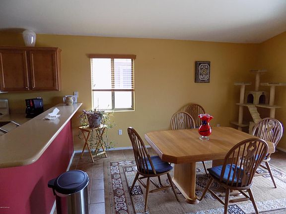 3rd image of 360 N Rustlers Canyon Dr