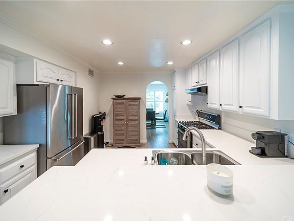 3rd image of 4223 Freedom Dr APT 101
