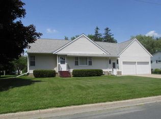 30 5th St NE, Harmony, MN 55939