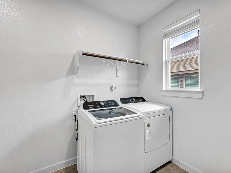 121 High Plains Dr — Photo 23
