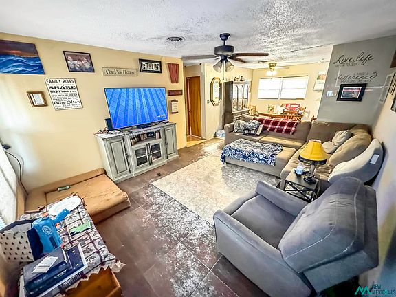 2nd image of 2111 N Acoma Dr