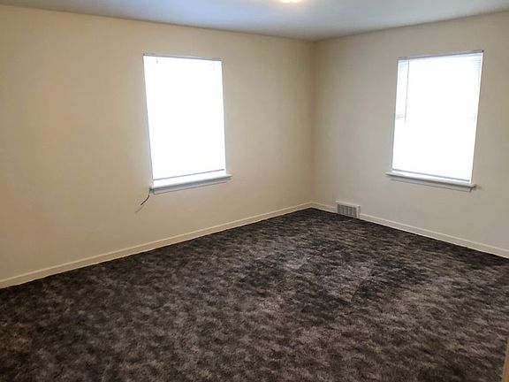 4th image of 330 N 48th St APT 2