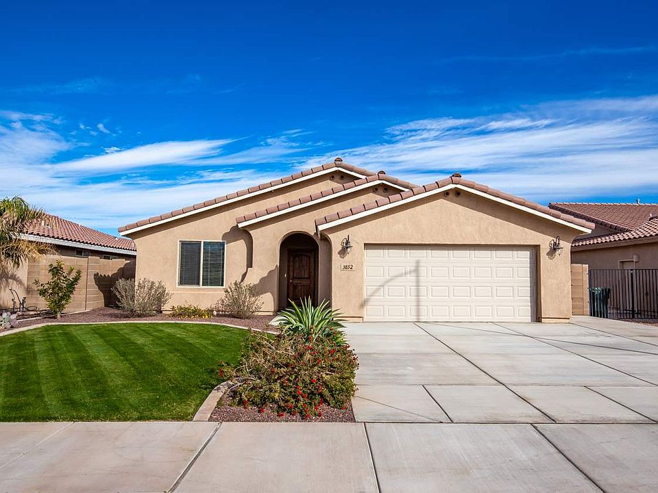 1st image of 3852 W 36th Pl
