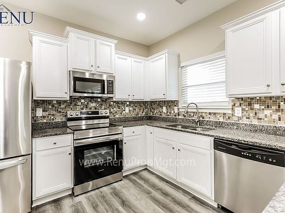 4th image of 54 Camden Village Dr