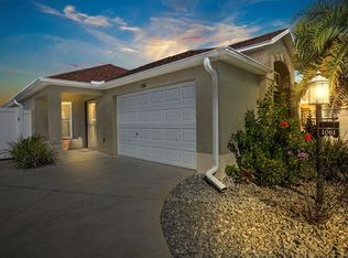 1061 Carver Ct, The Villages, FL 32163