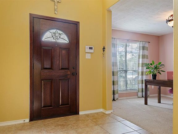 2nd image of 16910 Great Oaks Glen Dr