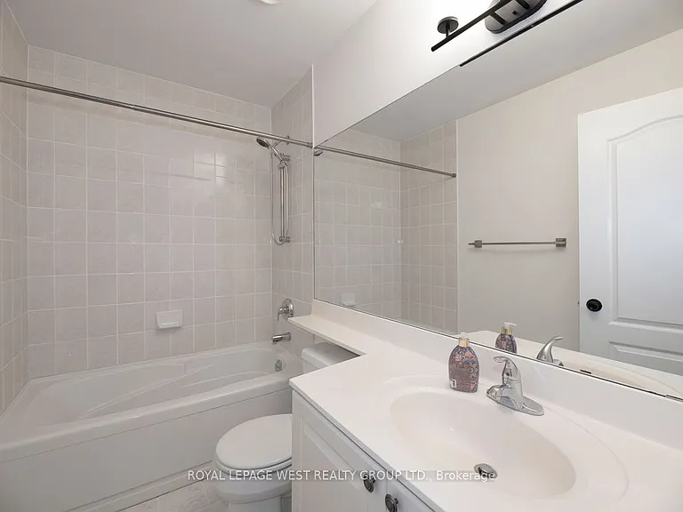 1 Lomond Dr #708 — Photo 16
