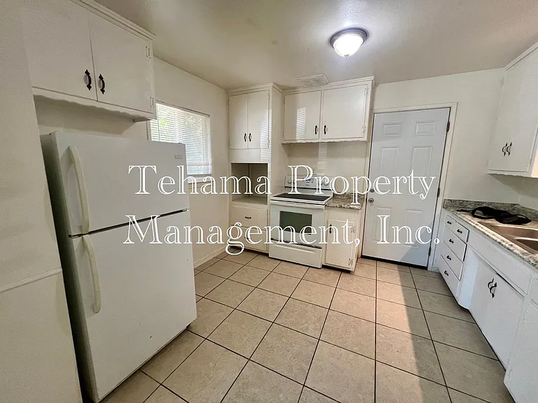 1172 Franzel Rd — Photo 4