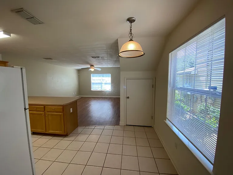 The Cove - 2210 — Photo 9