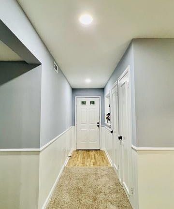4th image of 101 Scott Ln #101