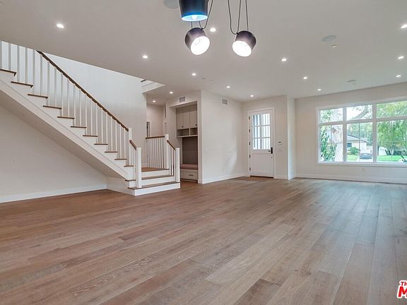 4th image of 9722 Monte Mar Dr
