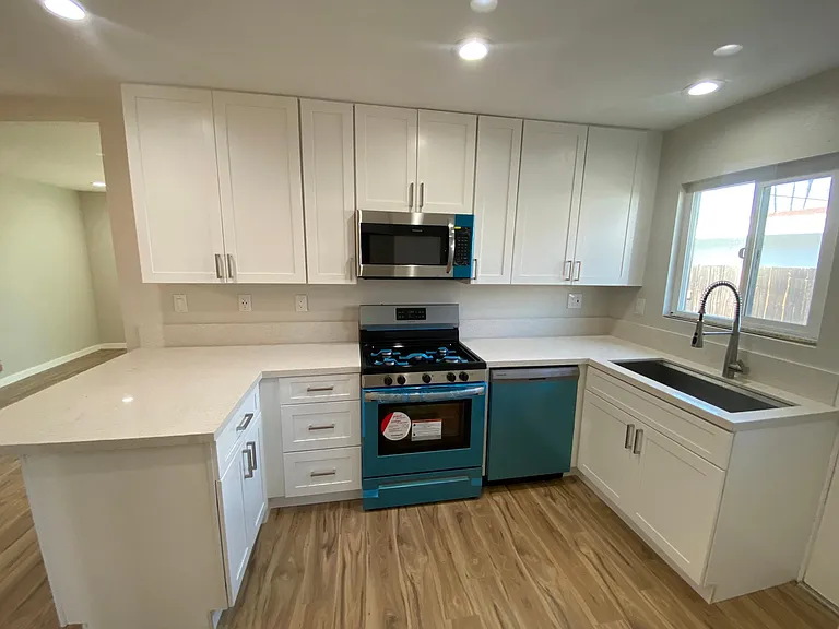 Gas stove, SS farm sink