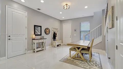 2nd image of 20908 NW 1st Dr
