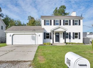 246 Rowland Rd, Vermilion, OH 44089