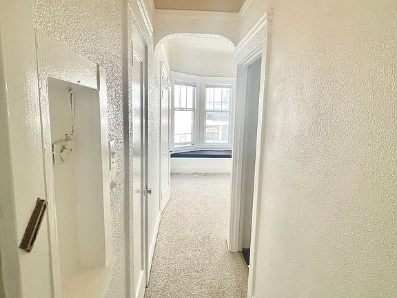 3rd image of 585 Birch St #14