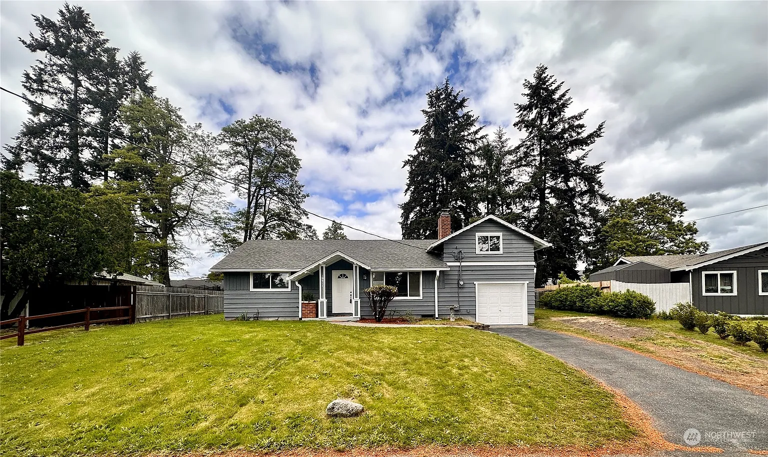 19311 Twinkle Drive E photo 1