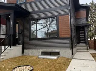 9632 110th Ave NW #1A, Edmonton, AB T5H1H5