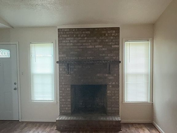 4th image of 101 Garden Pl