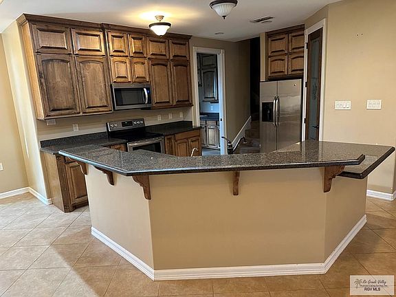 4th image of 14717 Johnston Ln