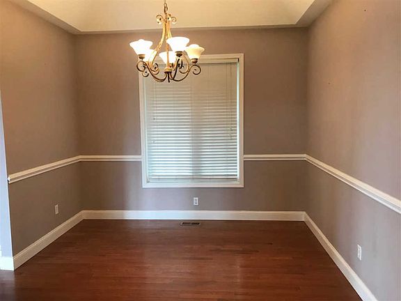 5th image of 189 Old Hickory Cir