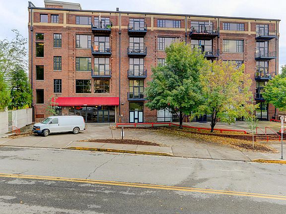 2nd image of 1060 Worlds Fair Park Dr Unit 11