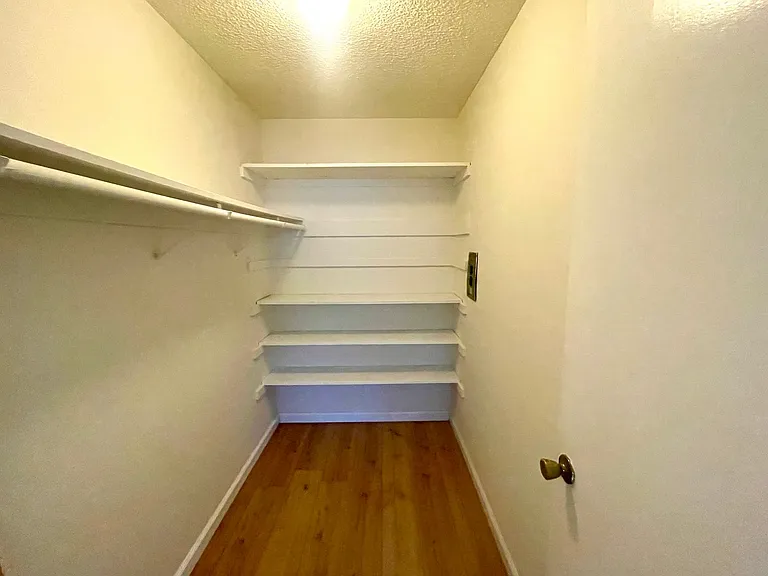 2508 Cutting Blvd — Photo 9