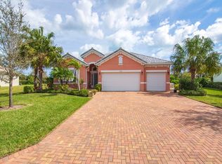2525 Saint Lucia Cir, Vero Beach, FL 32967