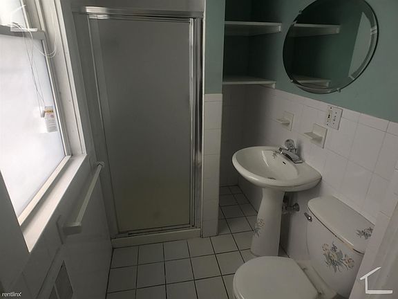 385W58a318b4dc5ba