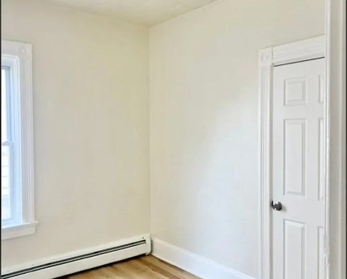 175 Amherst Street — Photo 14