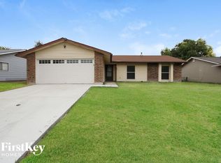 834 Saddlebrook Dr, San Antonio, TX 78245