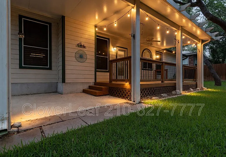 22714 Sabine Smt — Photo 41
