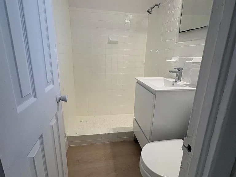 119 NE 56th St #2 — Photo 8