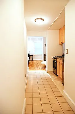 Rented by WAM Partners - William Moses Co. | media 8