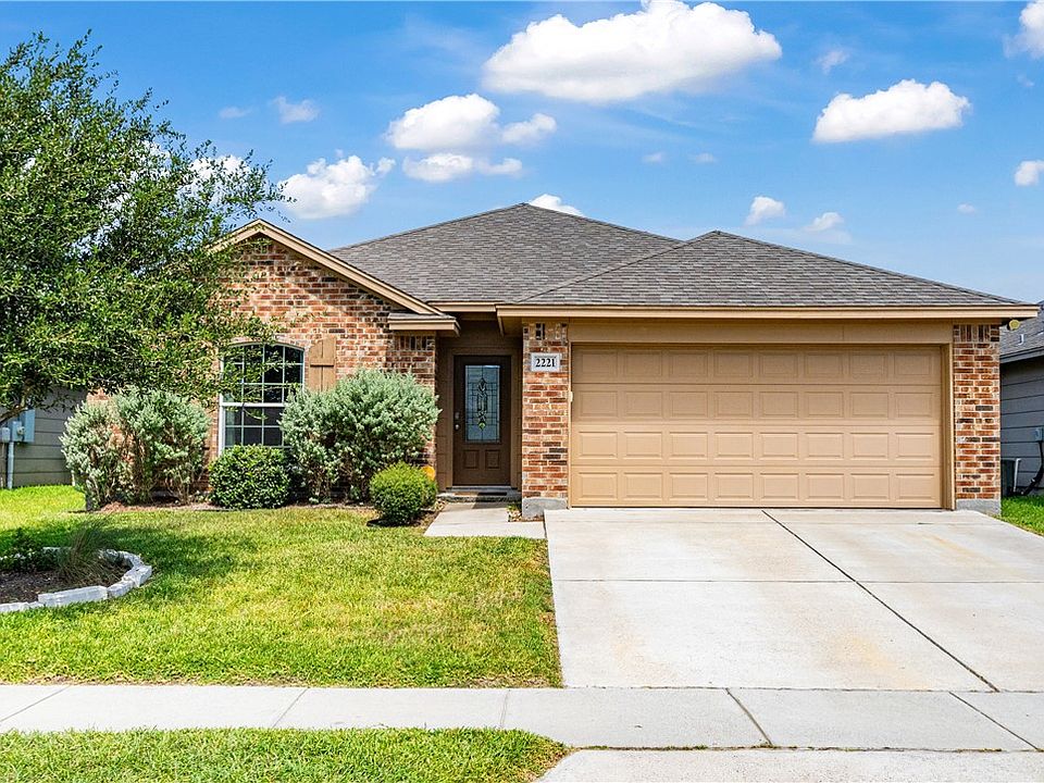 1st image of 2221 Spoonbill Dr