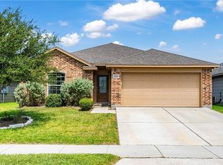 2221 Spoonbill Dr, Corpus Christi, TX 78414