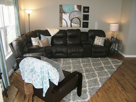 2nd image of 3000 Sunchase Ave