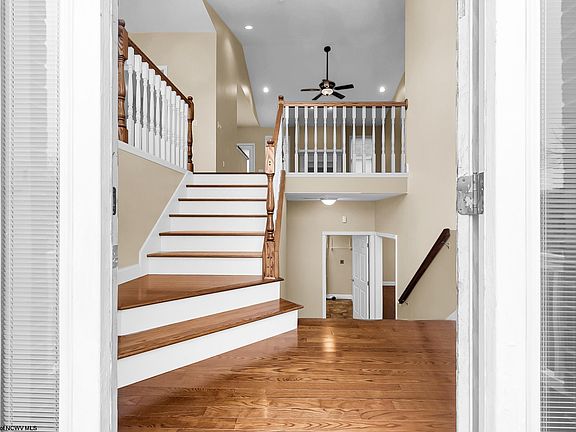 2nd image of 3421 Darrah Ct