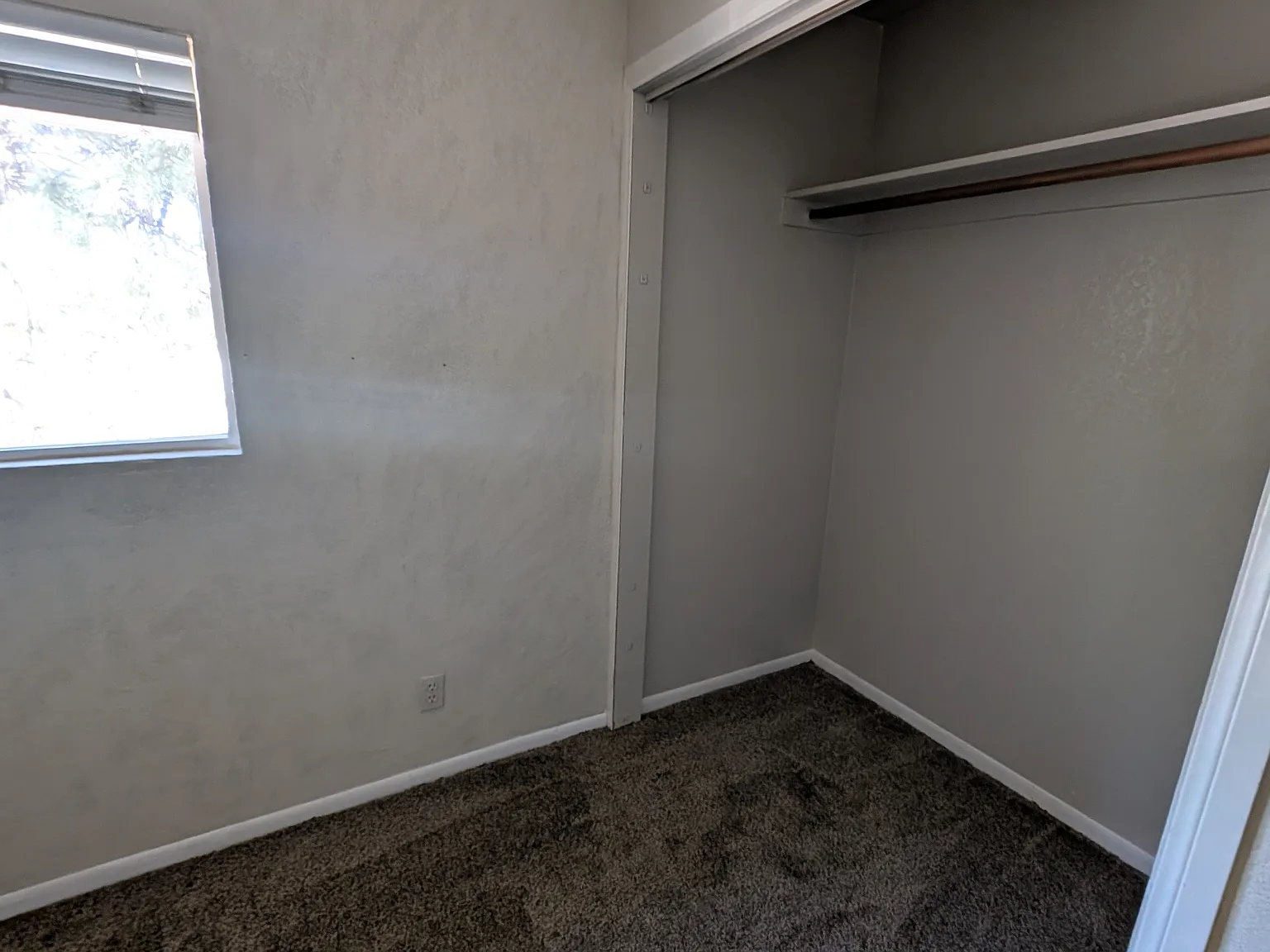 2 bed, 1.5 bath, 900 sqft, $1,500 — Photo 4