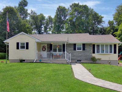 99 Smithtown Rd, Fishkill, NY, 12524