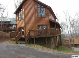 2138 Red Bud Rd, Pigeon Forge, TN 37876
