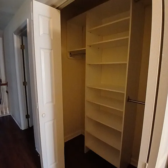 18 Greystone Dr — Photo 36