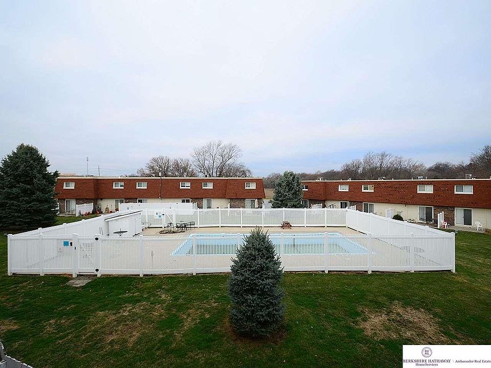 1st image of 1120 Delmar Dr #2C