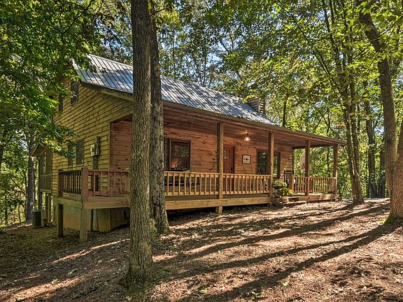 2nd image of 216 Brookhaven Trl