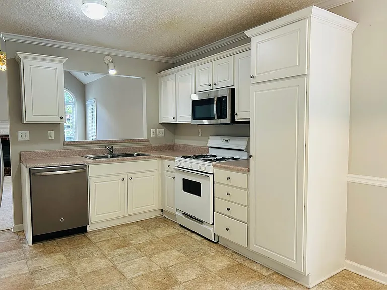 61 Riva Ridge Ln — Photo 12