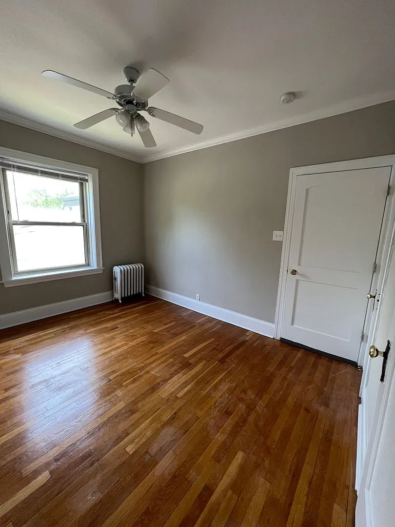 2247 Ridge Ave — Photo 3