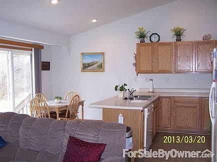 Kitchen
						:
						16X13.5