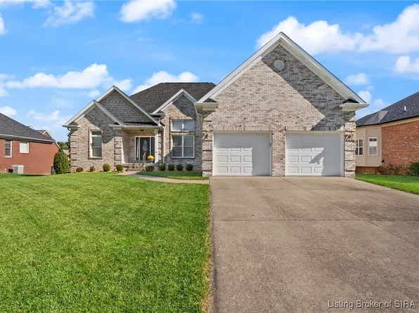 2883 Sandalwood Drive, New Albany, IN 47150